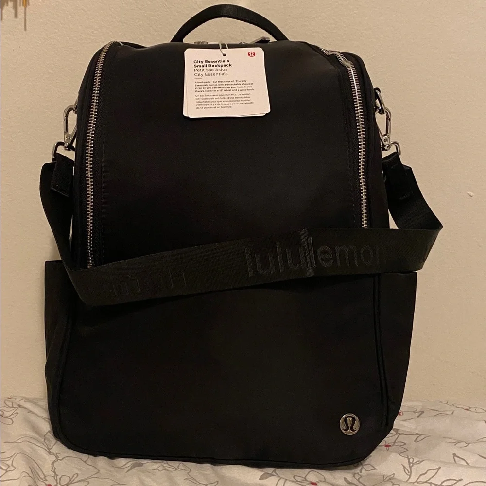 NWT Lululemon City Essentials Small Backpack 10L Black - Picture 2 of 2